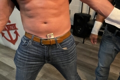 Hunks-33